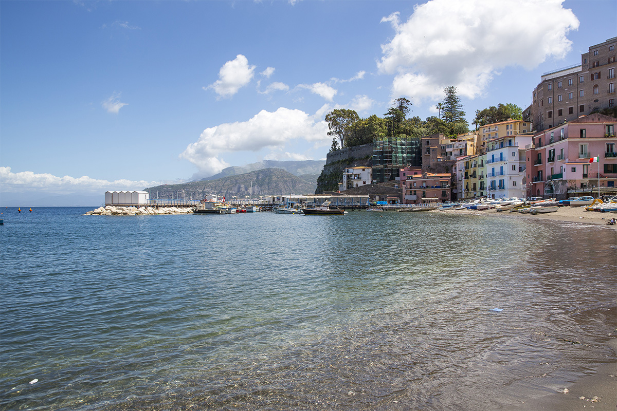 La spiaggia di Marina Grande a Sorrento