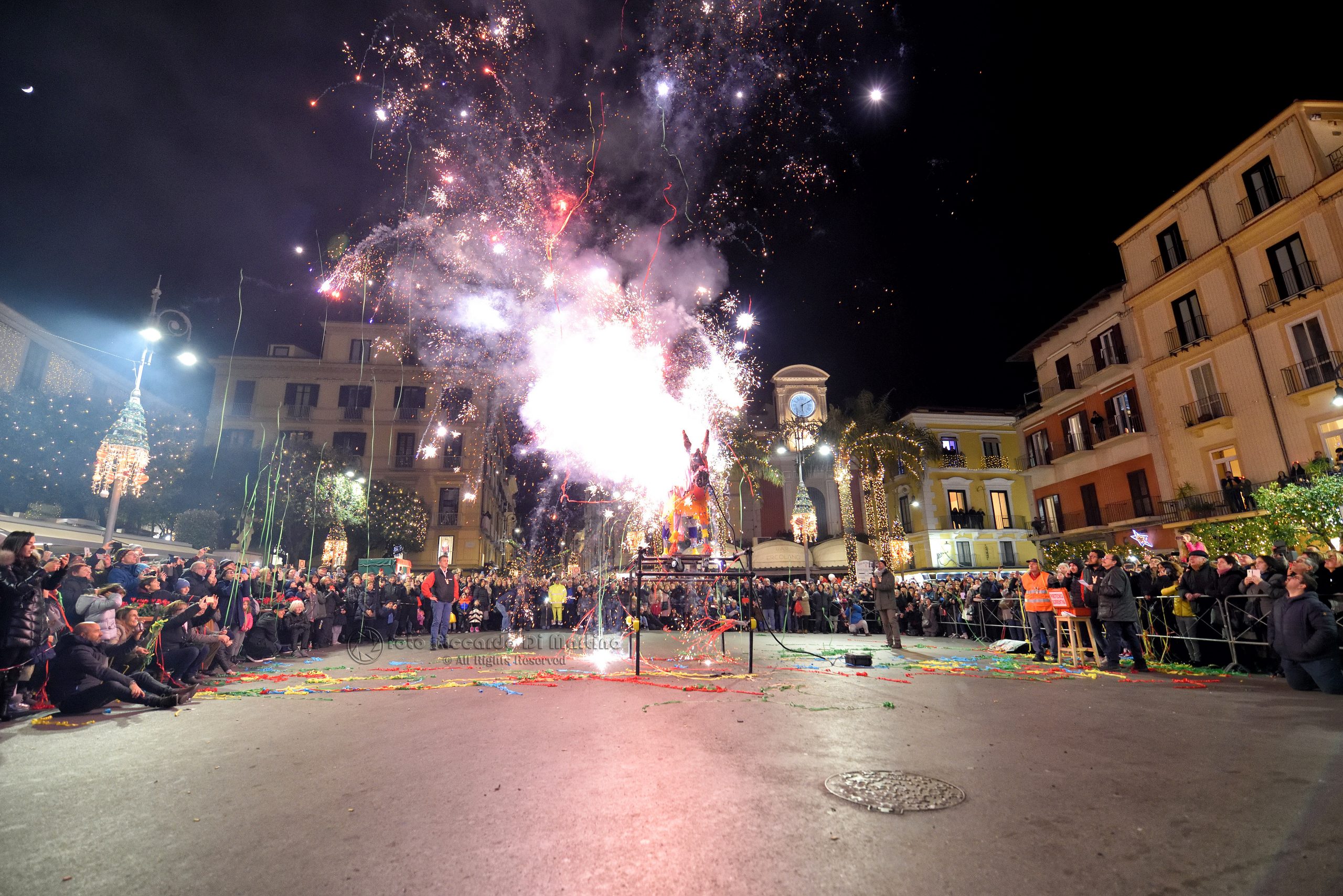 ciuccio e fuoco Capodanno a Sorrento