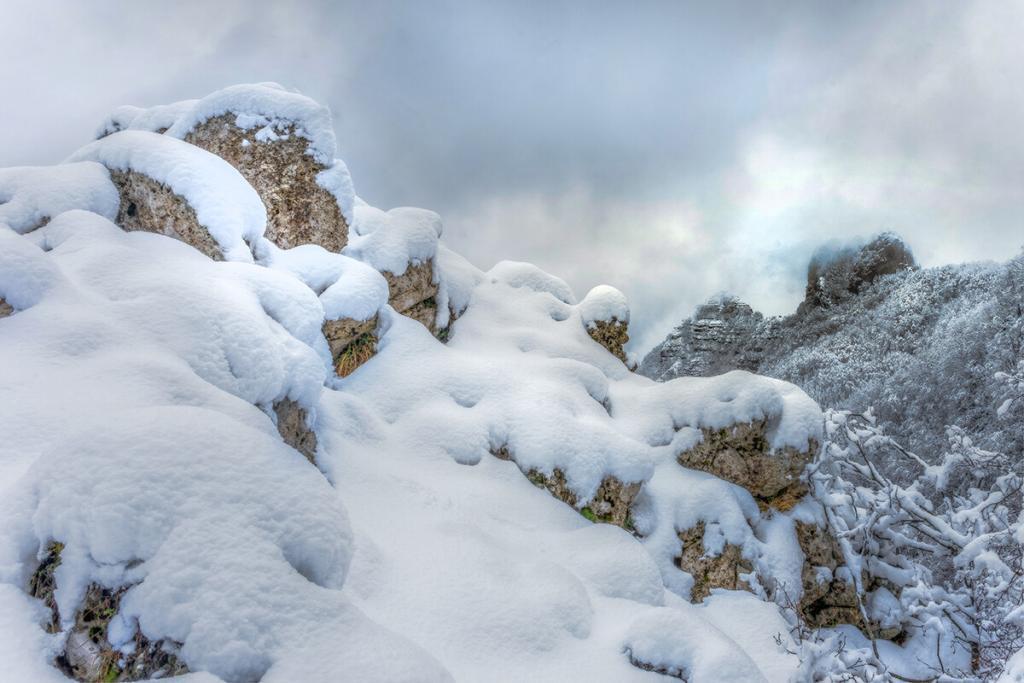 12 dicembre Monte Faito Vico Equense di Giacomo Caso Calendario About Sorrento 2022