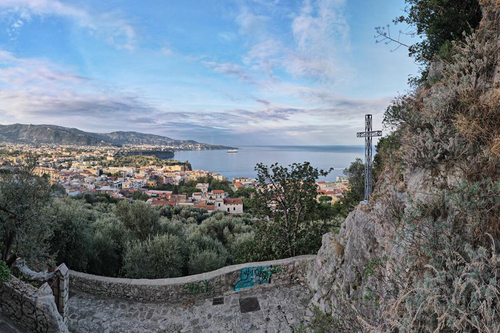 Meta - “Sguardo a valle” di Laryssa Brenda Santana