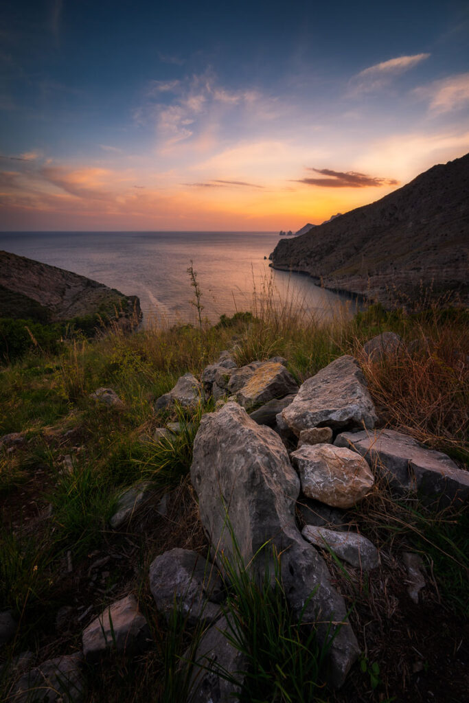 09- Calendario 2023 About Sorrento -Settembr-Massa-Lubrense---Ieranto-Sunset---Simone-Mastellone