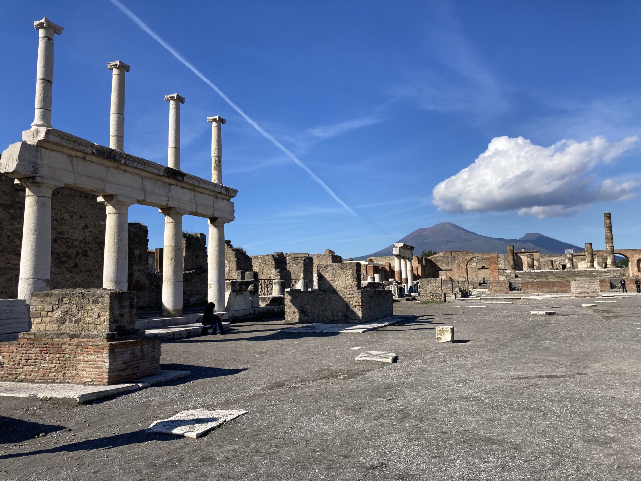 Day Trips from Sorrento to Pompeii and Naples