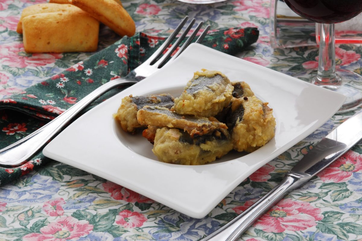 Capitone fritto alla napoletana about sorrento